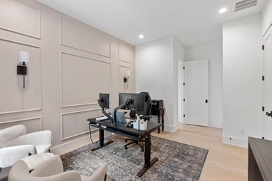 Stunning custom home in Horseshoe Bay offering elevated Hill - photo 21