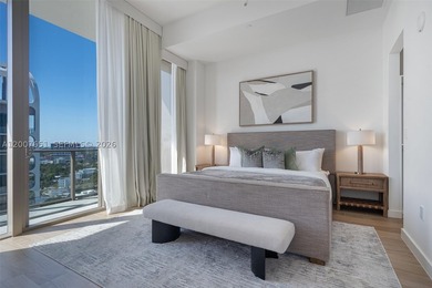Rare high-floor corner residence in the Bayshore Building at Mr - photo 21