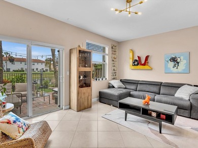 Welcome to this beautifully maintained 3-bedroom, 2.5-bathroom - photo 26
