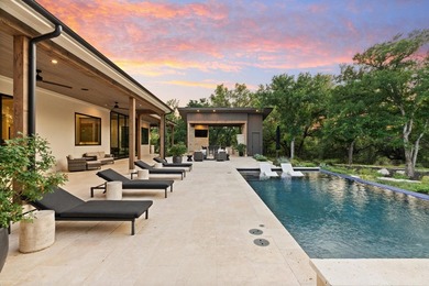 Stunning custom home in Horseshoe Bay offering elevated Hill - photo 29