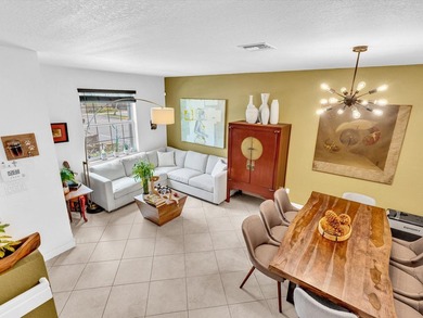 Welcome to this beautifully maintained 3-bedroom, 2.5-bathroom - photo 35