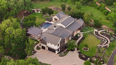 Stunning custom home in Horseshoe Bay offering elevated Hill - photo 41