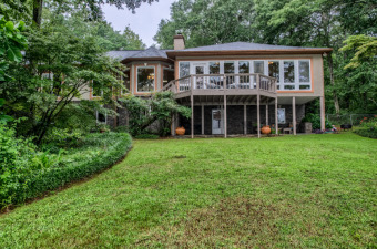 BEAUTIFUL LAKE HOME WITH GORGEOUS VIEWS! - Lake Home For Sale in Pell City, Alabama