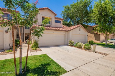 Lake Townhome/Townhouse For Sale in Gilbert, Arizona