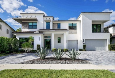 The last home built in The Oaks in 2019, this contemporary - photo 12