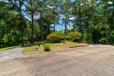 What a hidden jewel! It's not very often you find acreage in the - photo 13
