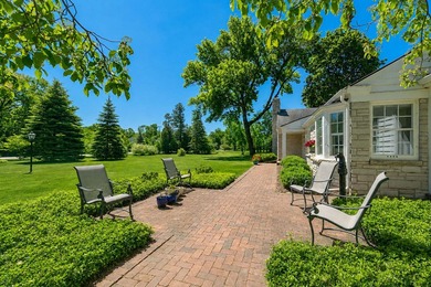 Special spot in Bayside! This darling lannon stone ranch home is - photo 23