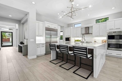 The last home built in The Oaks in 2019, this contemporary - photo 28