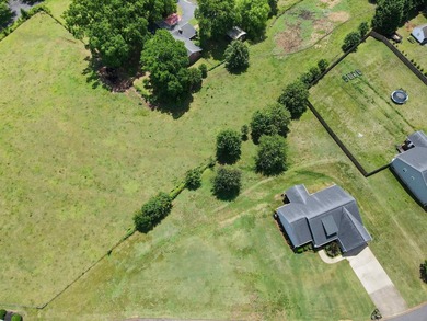 Welcome home to 105 Millstone Dr! This gorgeous home was built - photo 34