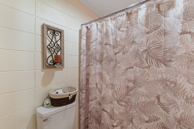 What a hidden jewel! It's not very often you find acreage in the - photo 40
