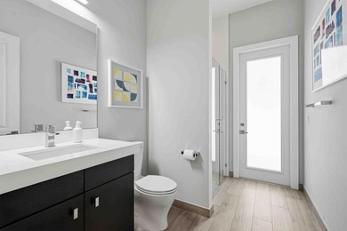 The last home built in The Oaks in 2019, this contemporary - photo 42