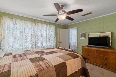 What a hidden jewel! It's not very often you find acreage in the - photo 44