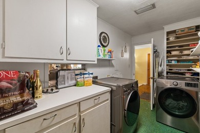 What a hidden jewel! It's not very often you find acreage in the - photo 47