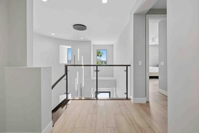 The last home built in The Oaks in 2019, this contemporary - photo 47