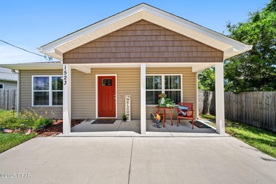 Deer Point Lake Home For Sale in Panama City Florida