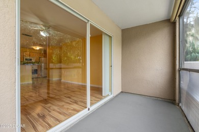 VERY MOTIVATED SELLER!!!!Ground floor 3BR unit in the heart of - photo 11