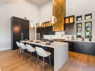 This luxurious Canyon Lake waterfront home blends modern - photo 18