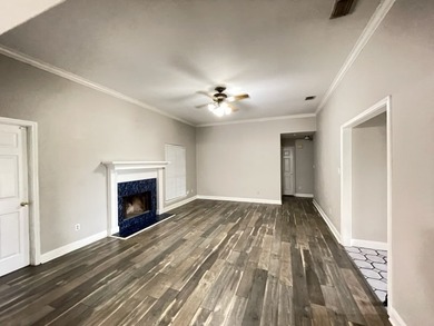 Three-bedroom, two-bath home located in Brighton Village - photo 4