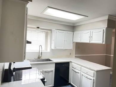 Three-bedroom, two-bath home located in Brighton Village - photo 7