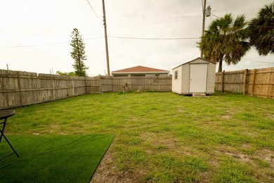Charming opportunity steps from Singer Island! This property - photo 15