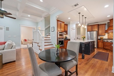 Assumable 4.75 VA Mortgage. You'll fall in love with this - photo 16