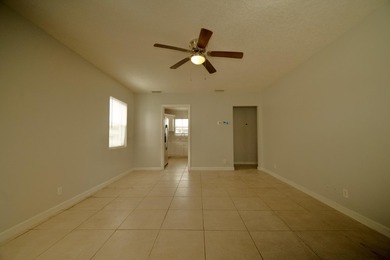 Charming opportunity steps from Singer Island! This property - photo 17