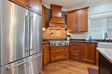Assumable 4.75 VA Mortgage. You'll fall in love with this - photo 18