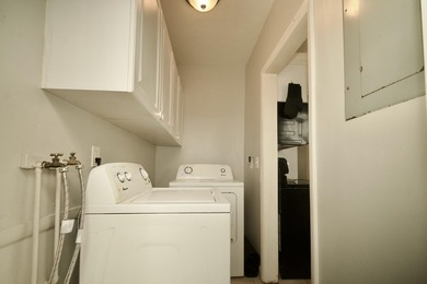Charming opportunity steps from Singer Island! This property - photo 19