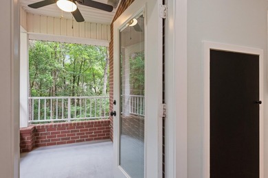 Assumable 4.75 VA Mortgage. You'll fall in love with this - photo 25