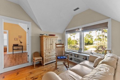 Designed for comfortable waterfront living, this recently - photo 27