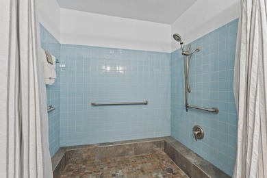 A truly one-of-a-kind property where privacy, sustainability - photo 28