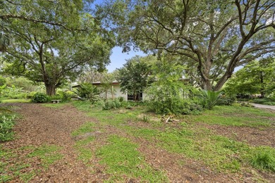 A truly one-of-a-kind property where privacy, sustainability - photo 42