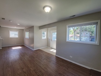 Fresh, bright, and deceptively spacious-121 Highmoor delivers - photo 3