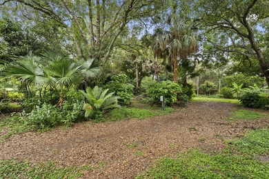 A truly one-of-a-kind property where privacy, sustainability - photo 43