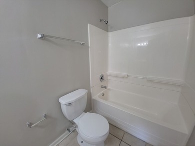 Fresh, bright, and deceptively spacious-121 Highmoor delivers - photo 9