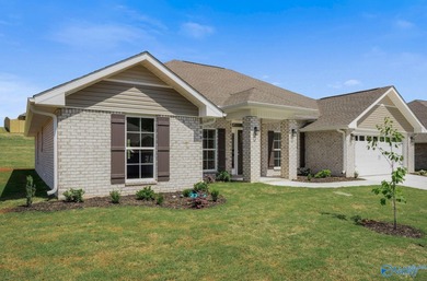 (private lake, pond, coastal) Home For Sale in Huntsville AL