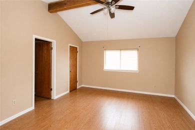 Tucked away in the desirable Calallen area, this 2 bedroom, 2.5 - photo 9