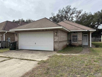Custom built patio home in one of the most convenient and wanted - photo 1