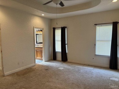 Custom built patio home in one of the most convenient and wanted - photo 8