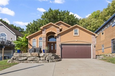 Lake Lotawana Home Sale Pending in Lake Lotawana Missouri