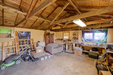 Price Tune-Up! Step into something different. This 2 bed, 1 bath - photo 17