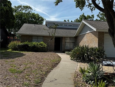 Charming and thoughtfully designed 3-bedroom, 2-bath, 2-car - photo 1