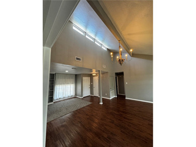 Charming and thoughtfully designed 3-bedroom, 2-bath, 2-car - photo 4