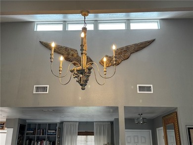 Charming and thoughtfully designed 3-bedroom, 2-bath, 2-car - photo 5