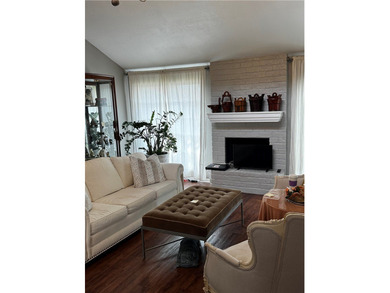 Charming and thoughtfully designed 3-bedroom, 2-bath, 2-car - photo 8