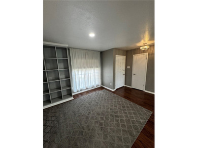 Charming and thoughtfully designed 3-bedroom, 2-bath, 2-car - photo 10