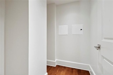 Welcome to the Kalorama Building - refined luxury condominium