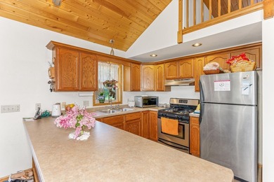 Year round home on 1900 acres of water!! This well maintained - photo 16