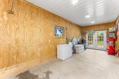 Year round home on 1900 acres of water!! This well maintained - photo 41
