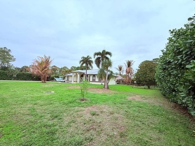 Beautiful property located in a peaceful and highly desirable - photo 16